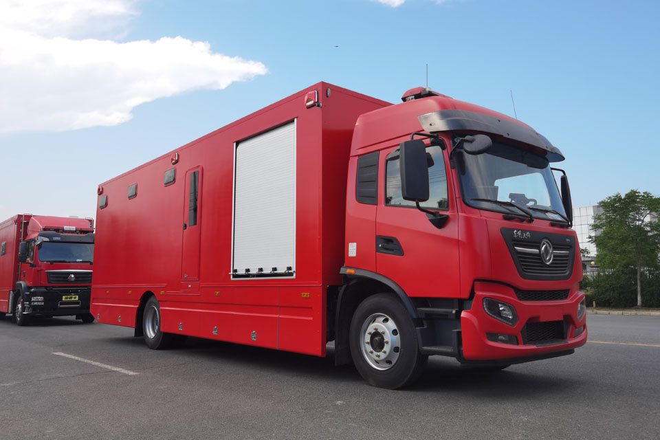 東風天錦淋浴車960X640 4.jpg